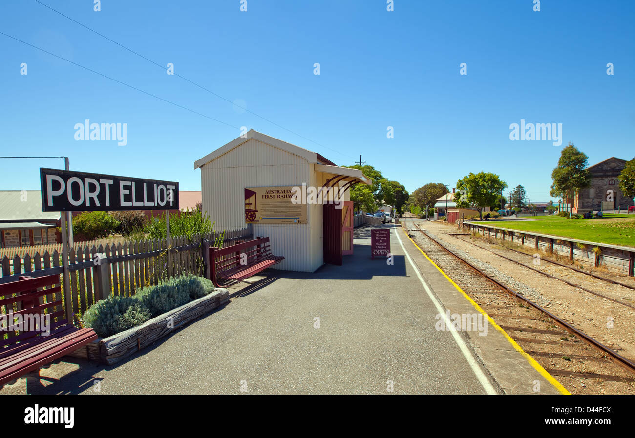Port Elliot Stazione ferroviaria piattaforma Fleurieu Peninsula in Sud Australia Foto Stock