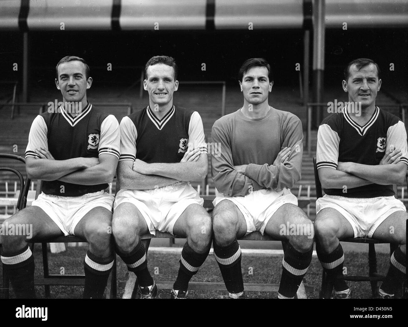 Aston Villa Football Club calciatori 1959 Ron Wylie, Vic Crowe, William Beaton, Jackie Sewell Foto Stock