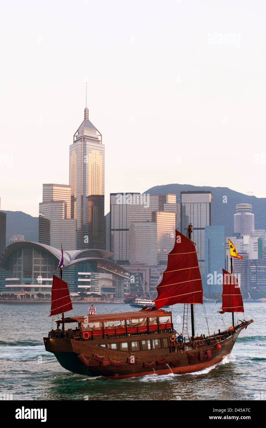 Junk barca nel porto di Hong Kong Foto Stock