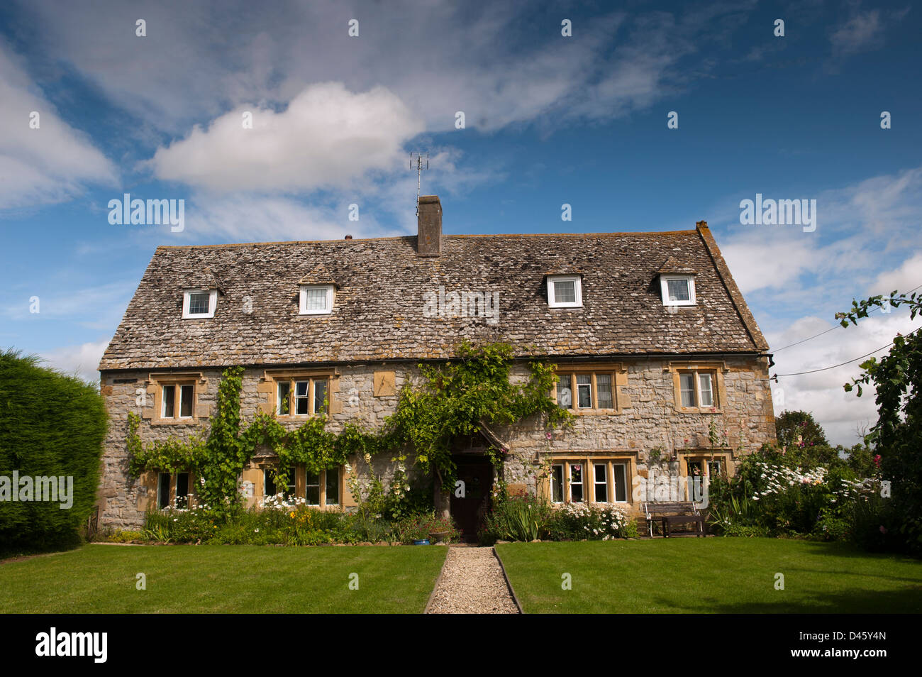 Paese tradizionale cottage in Cotswolds, UK. Foto Stock