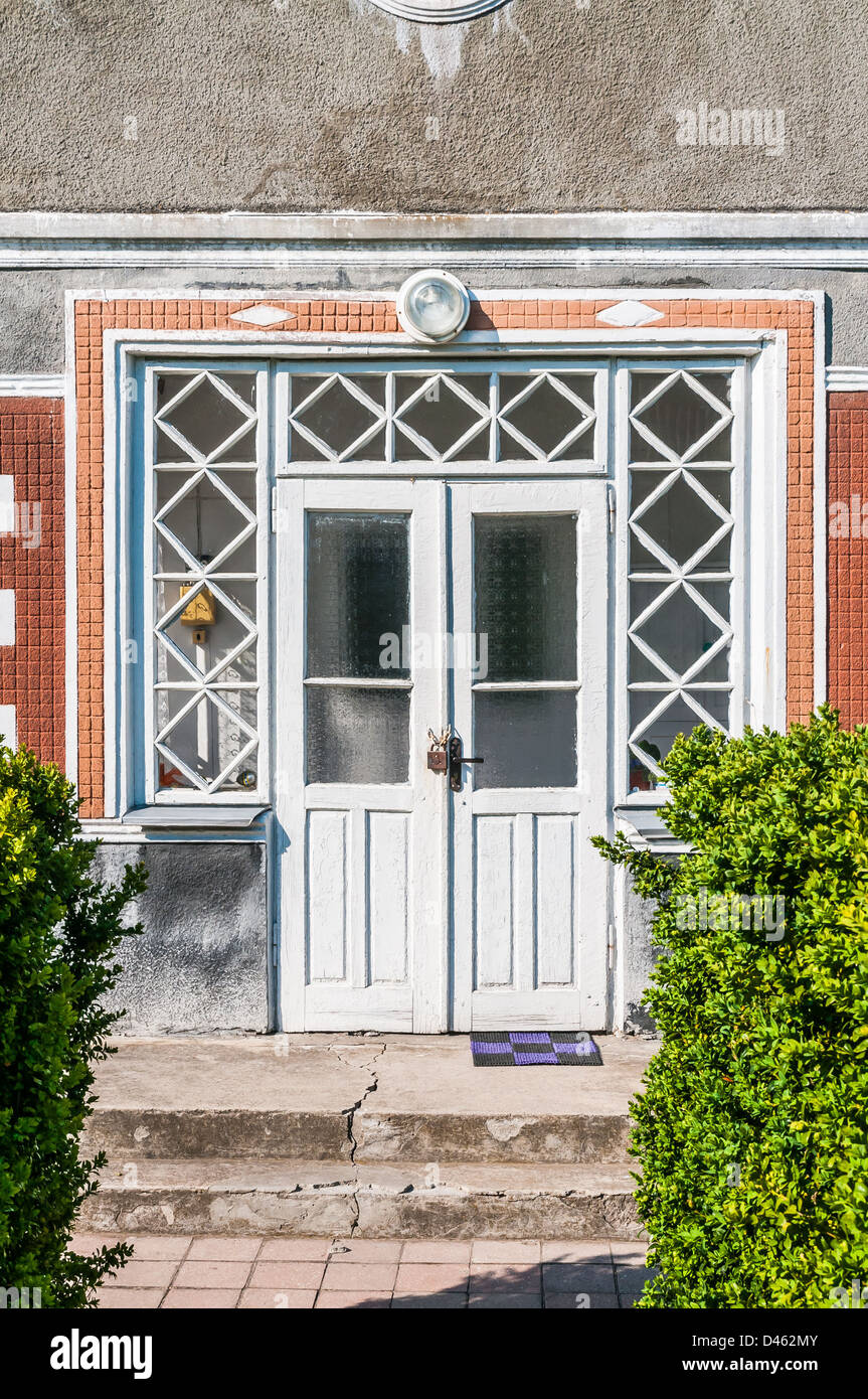 Dettaglio di una porta di un tipico ucraino antique house, in Pirogovo vicino a Kiev Foto Stock