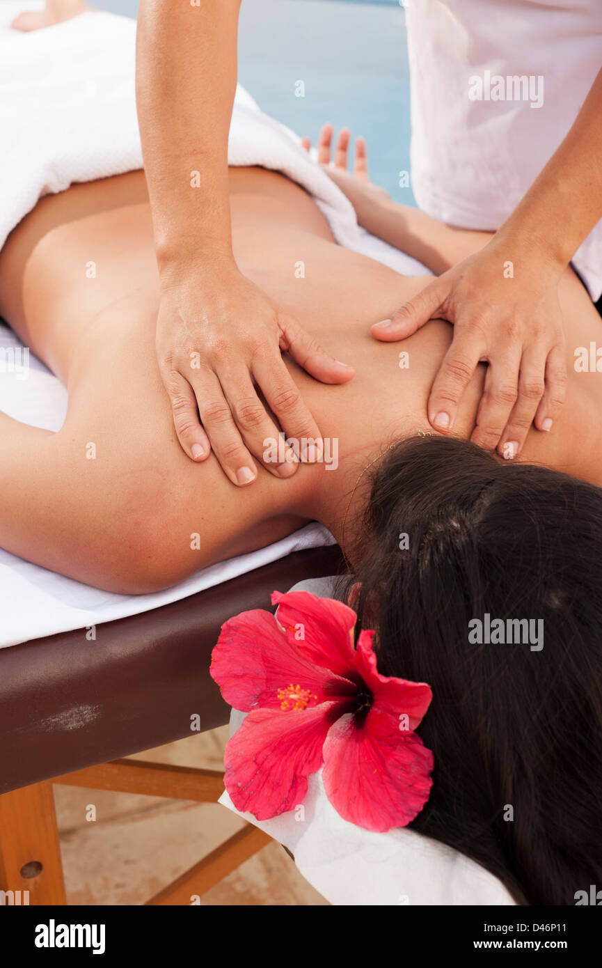 Massaggio a Pristine Bay Resort Foto Stock
