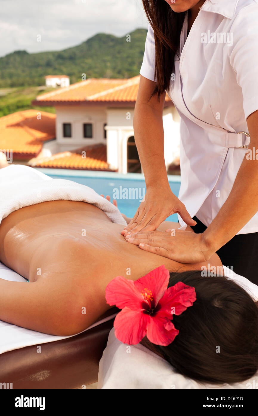 Massaggio a Pristine Bay Resort Foto Stock