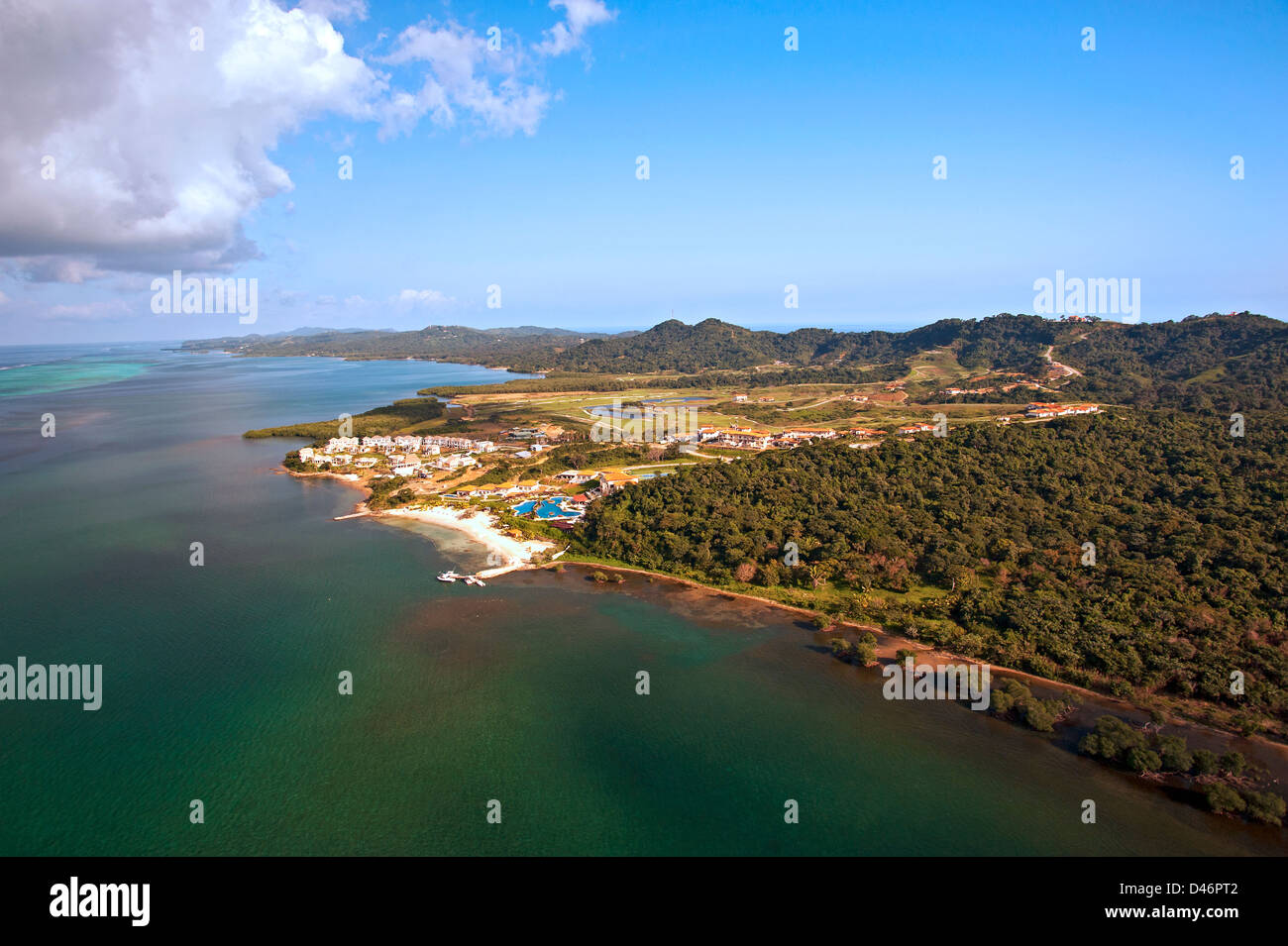 Pristine Bay Resort e la perla nera Campo da golf sull isola di Roatan, Honduras Foto Stock