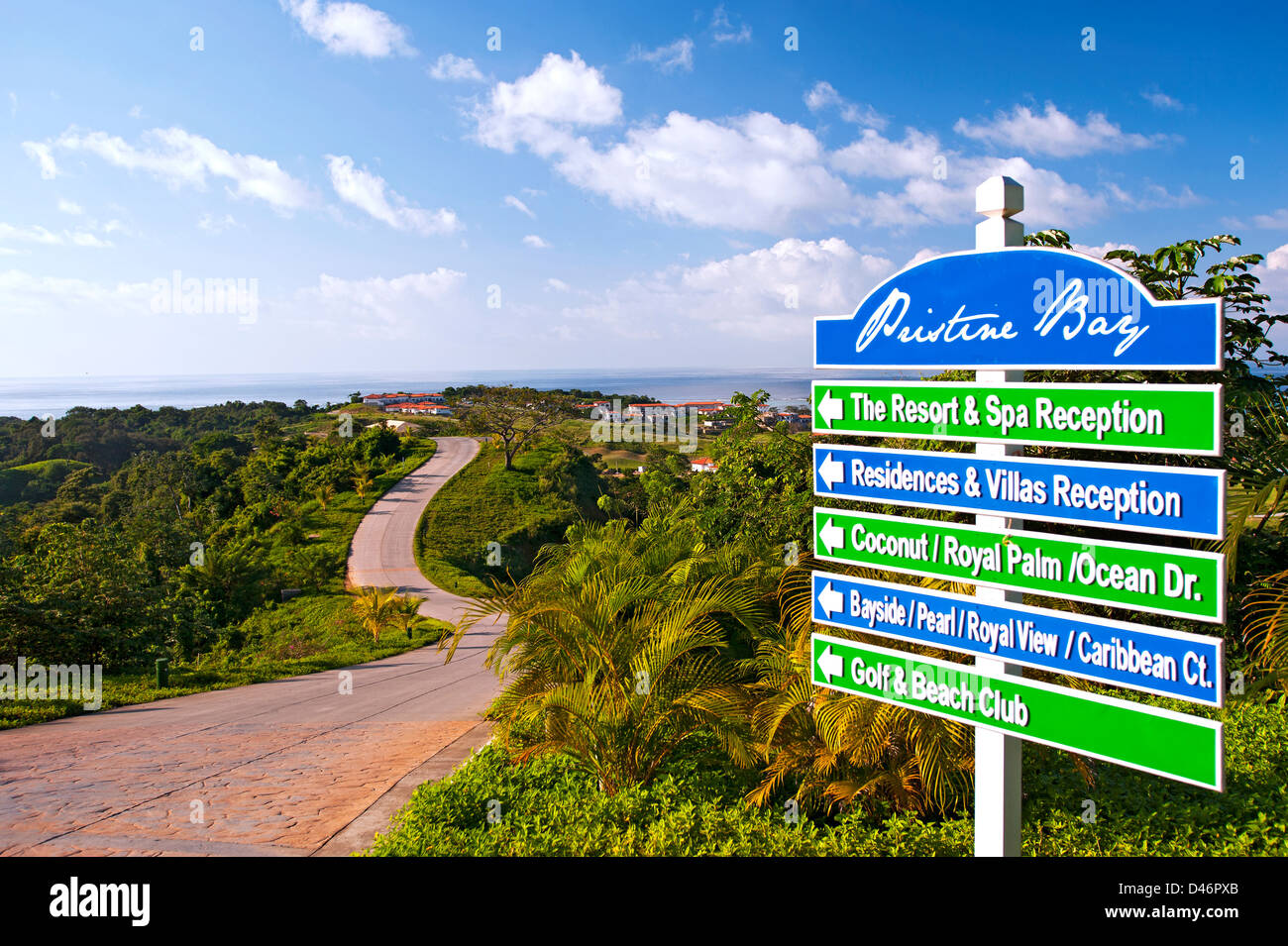 Ingresso alla baia incontaminata Resort, Roatan Foto Stock