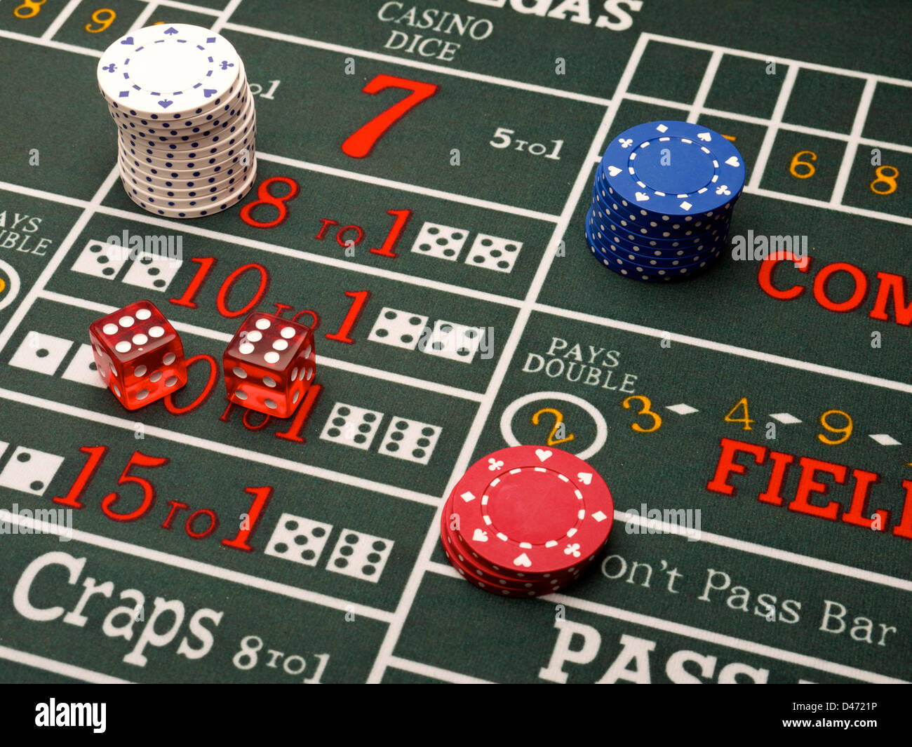 Chip Casino Gambling craps [tabella] dadi Foto Stock