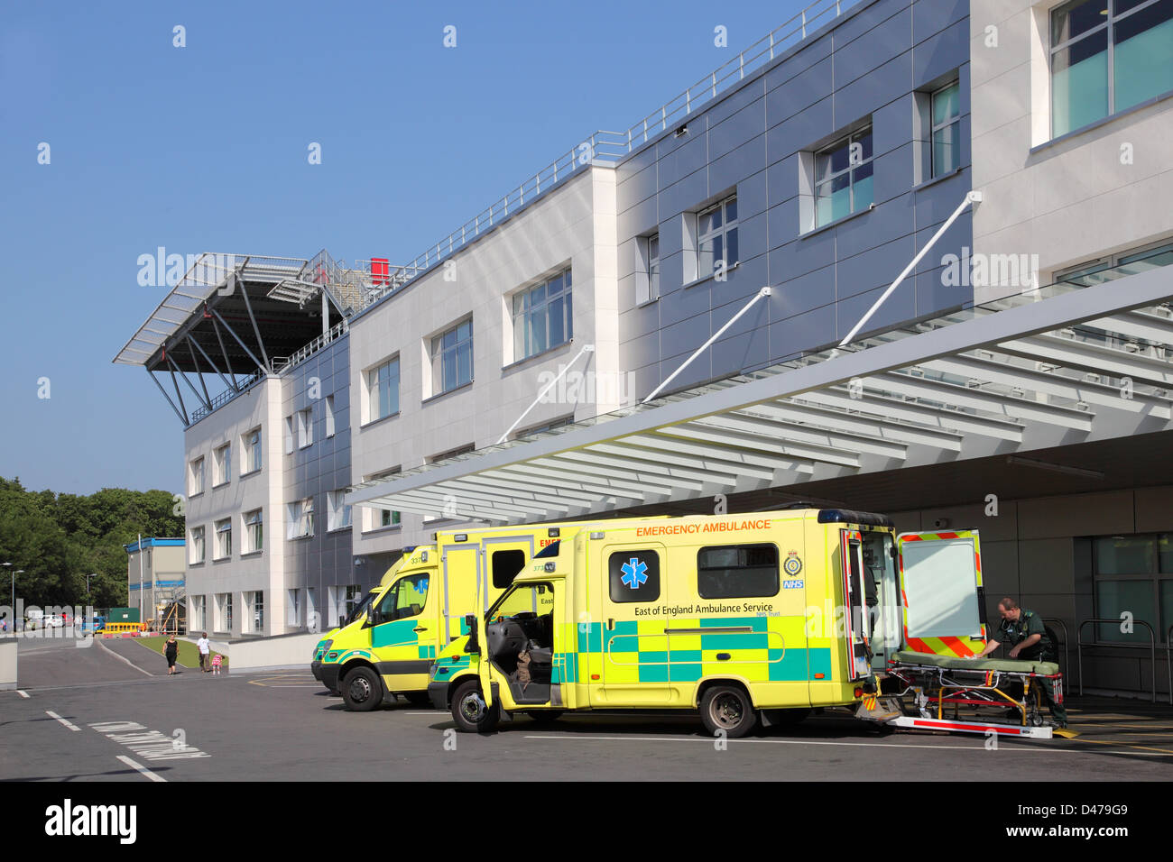 Le ambulanze fuori il pronto soccorso a Chelmsford's Broomfield Hospital. Foto Stock