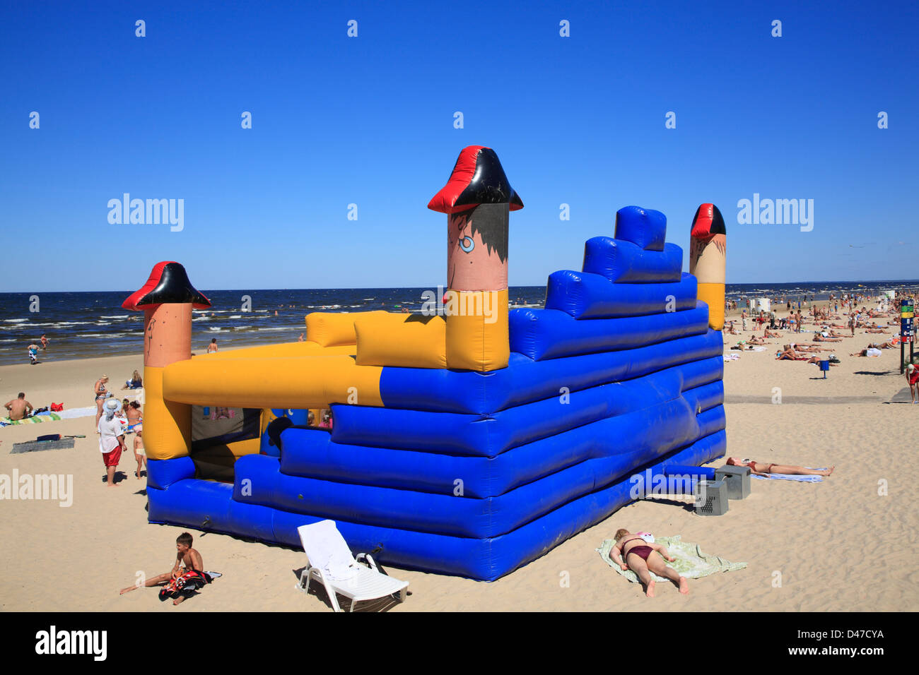 Majori Beach, mar Baltico, Jurmala, il parco giochi per i bambini, Riga, Lettonia Foto Stock