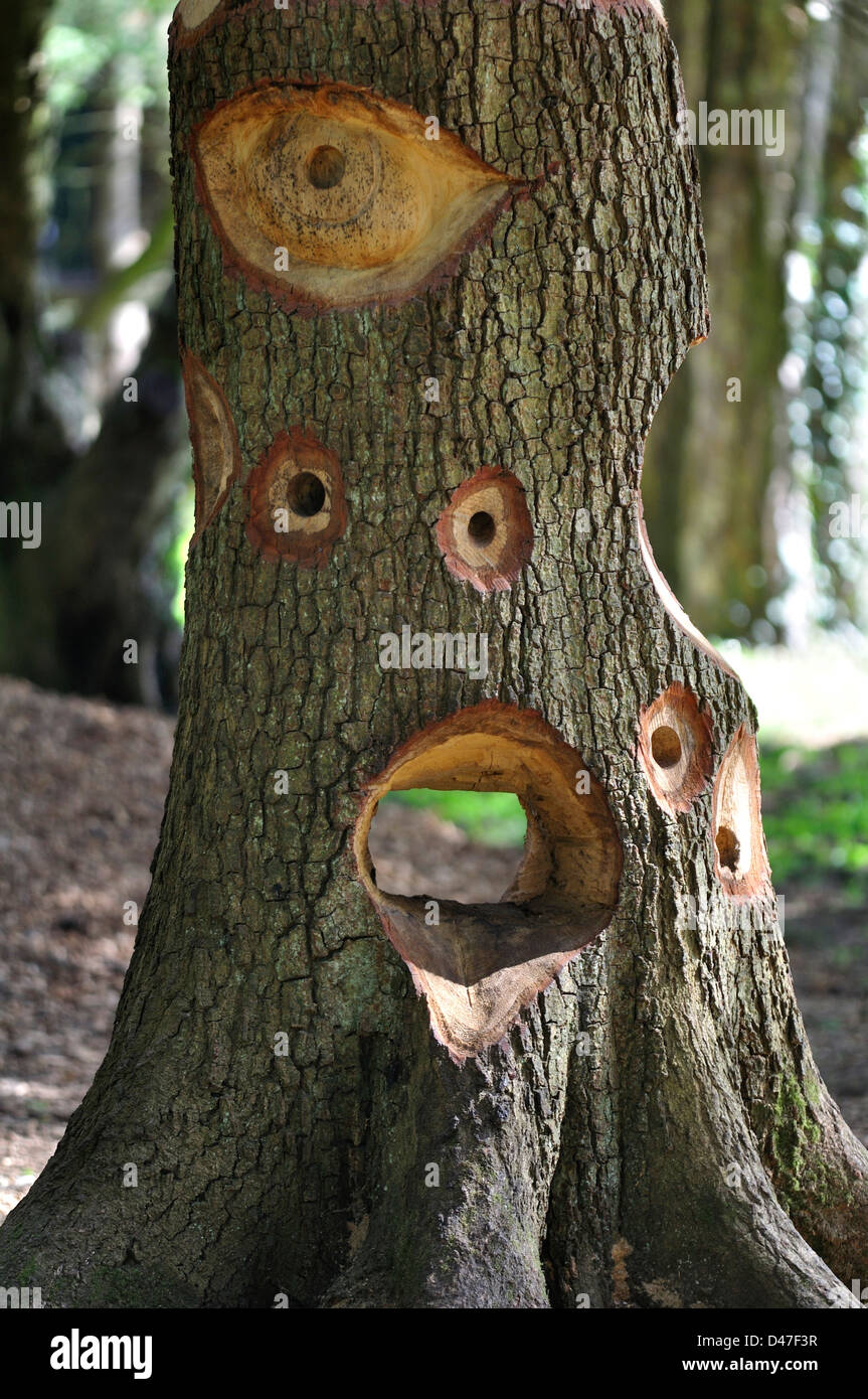 Una scultura di albero Foto Stock