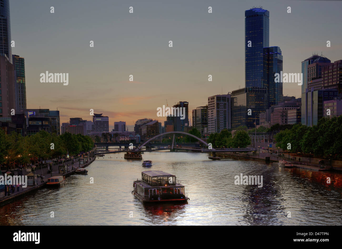 Fiume Yarra di Melbourne al tramonto Foto Stock