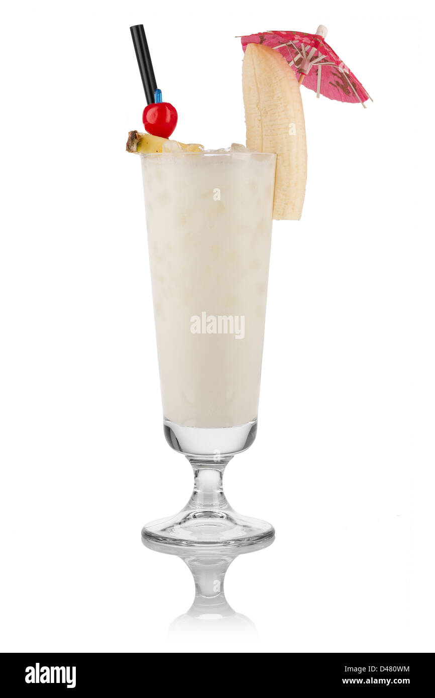 Cocktail banana mama davanti a uno sfondo bianco Foto Stock