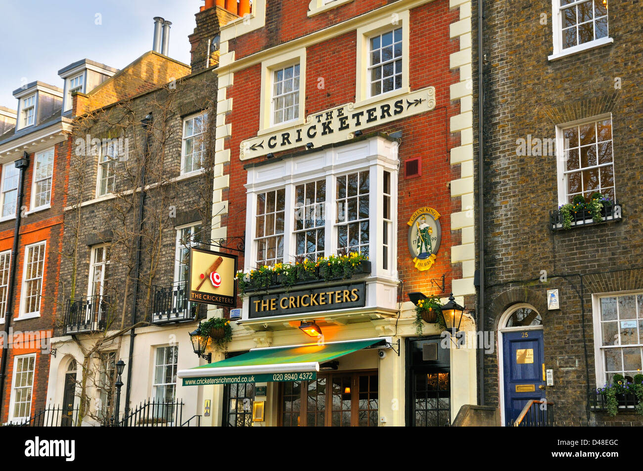 Il Il Cricketers Pub su Richmond Green, Richmond Upon Thames, Greater London, Regno Unito Foto Stock