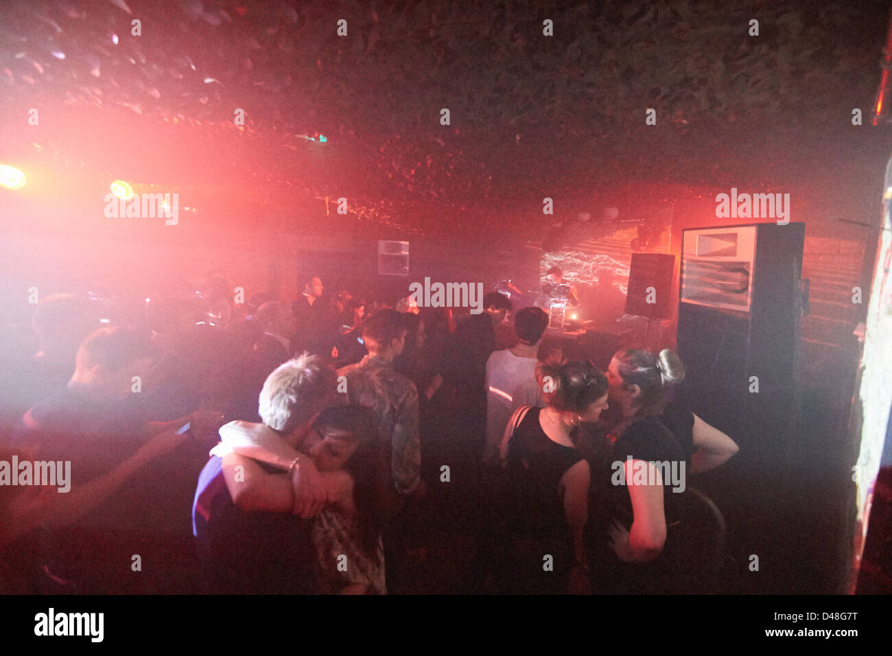 Discoteca rave party di magazzino acido club house Foto Stock