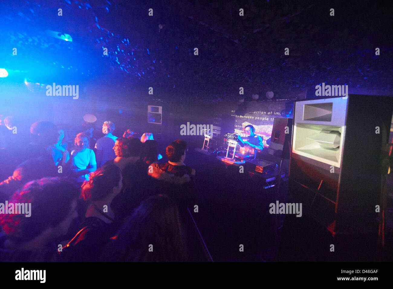 Discoteca rave party di magazzino acido club house Foto Stock