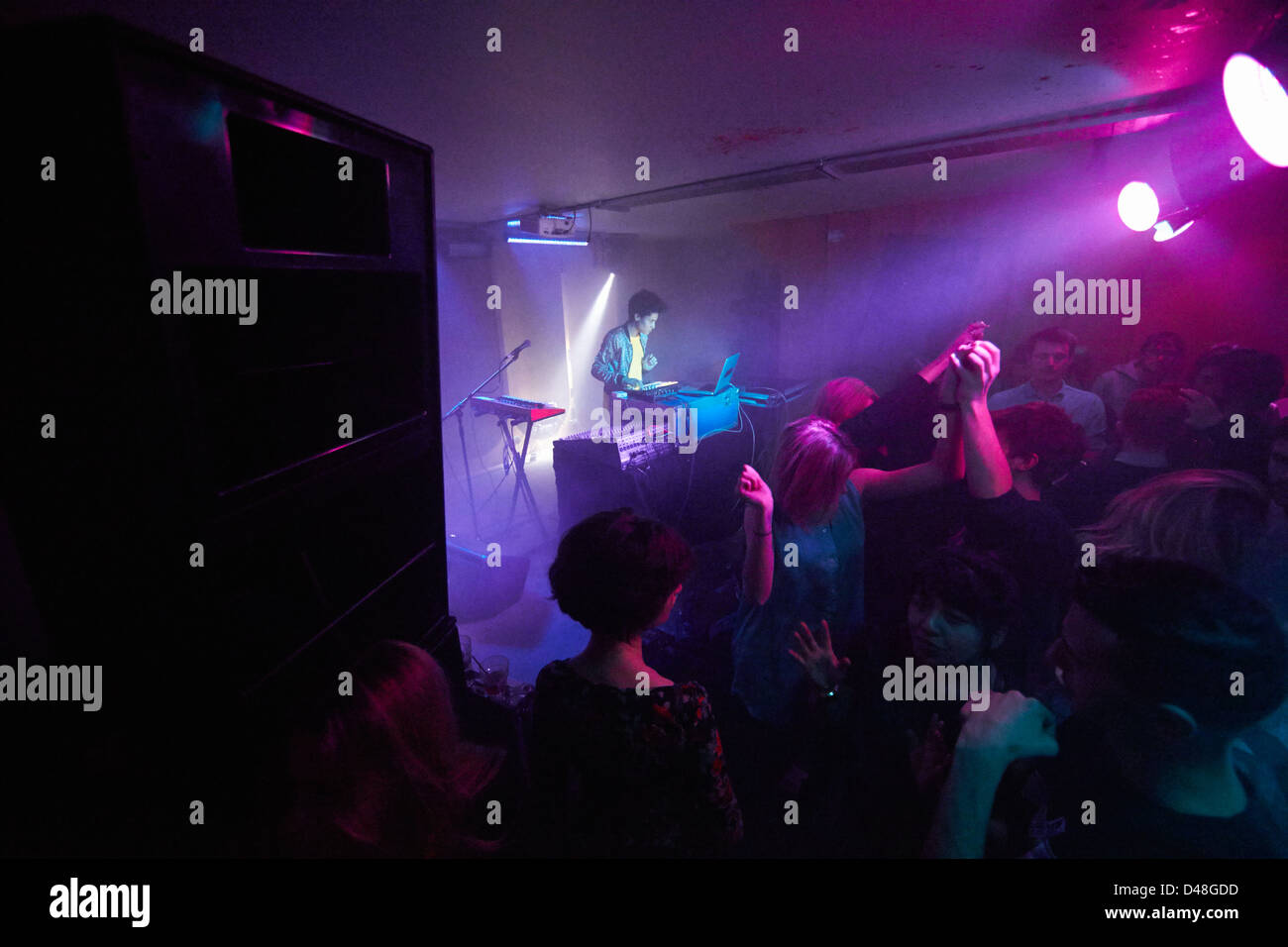 Discoteca rave party di magazzino acido club house Foto Stock