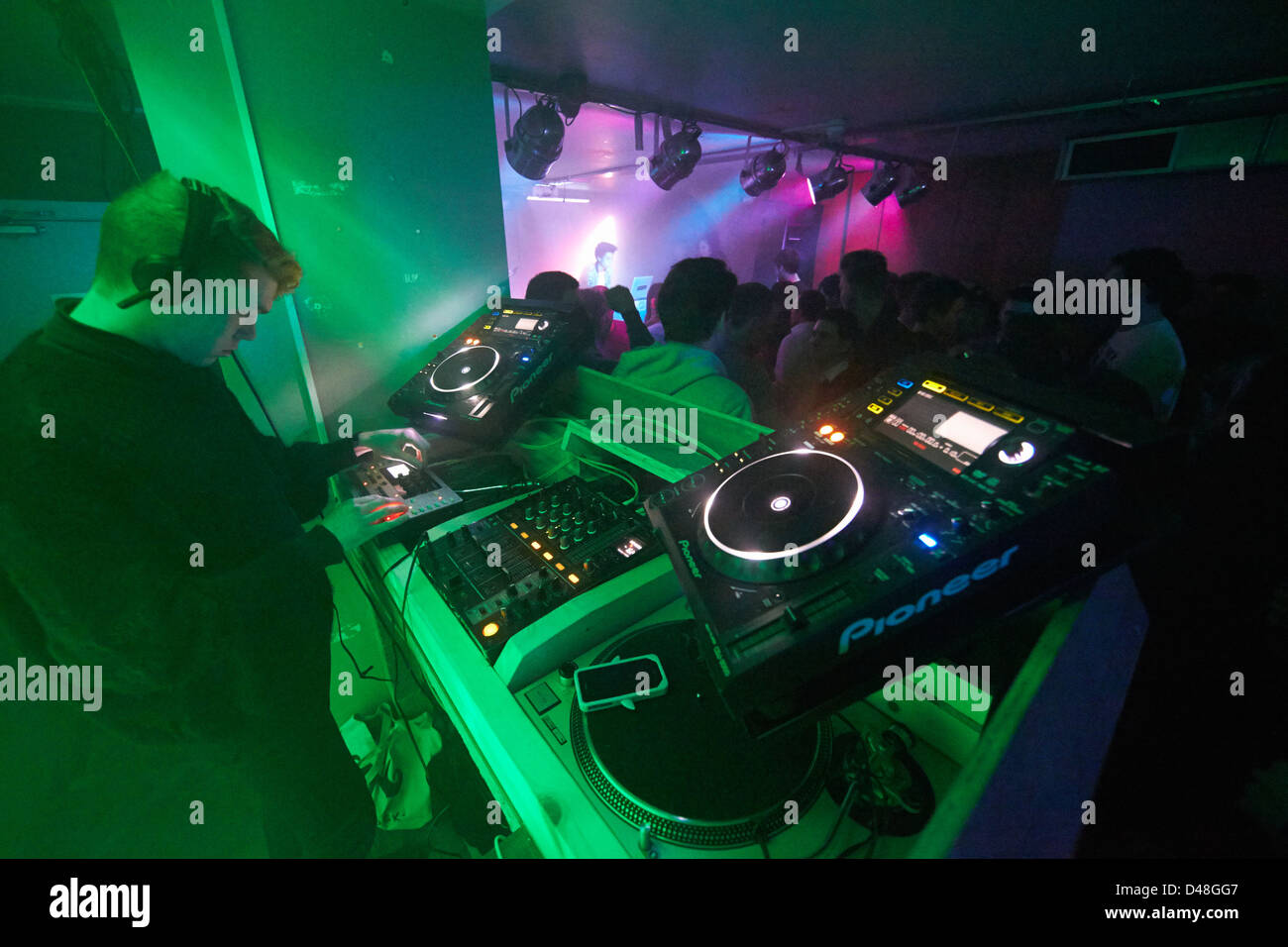 Discoteca rave party di magazzino acido club house Foto Stock