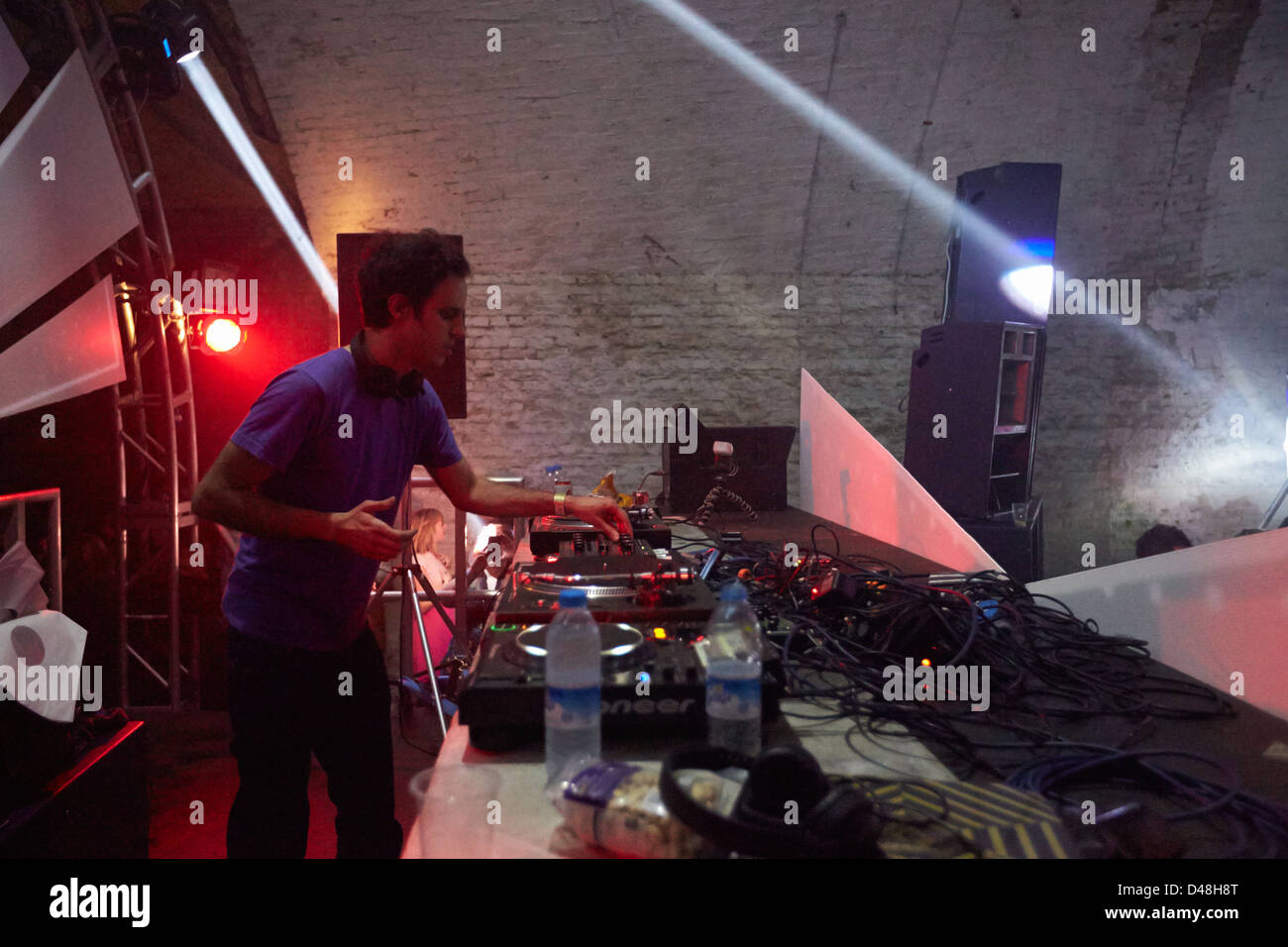 Discoteca rave party di magazzino acido club house Foto Stock