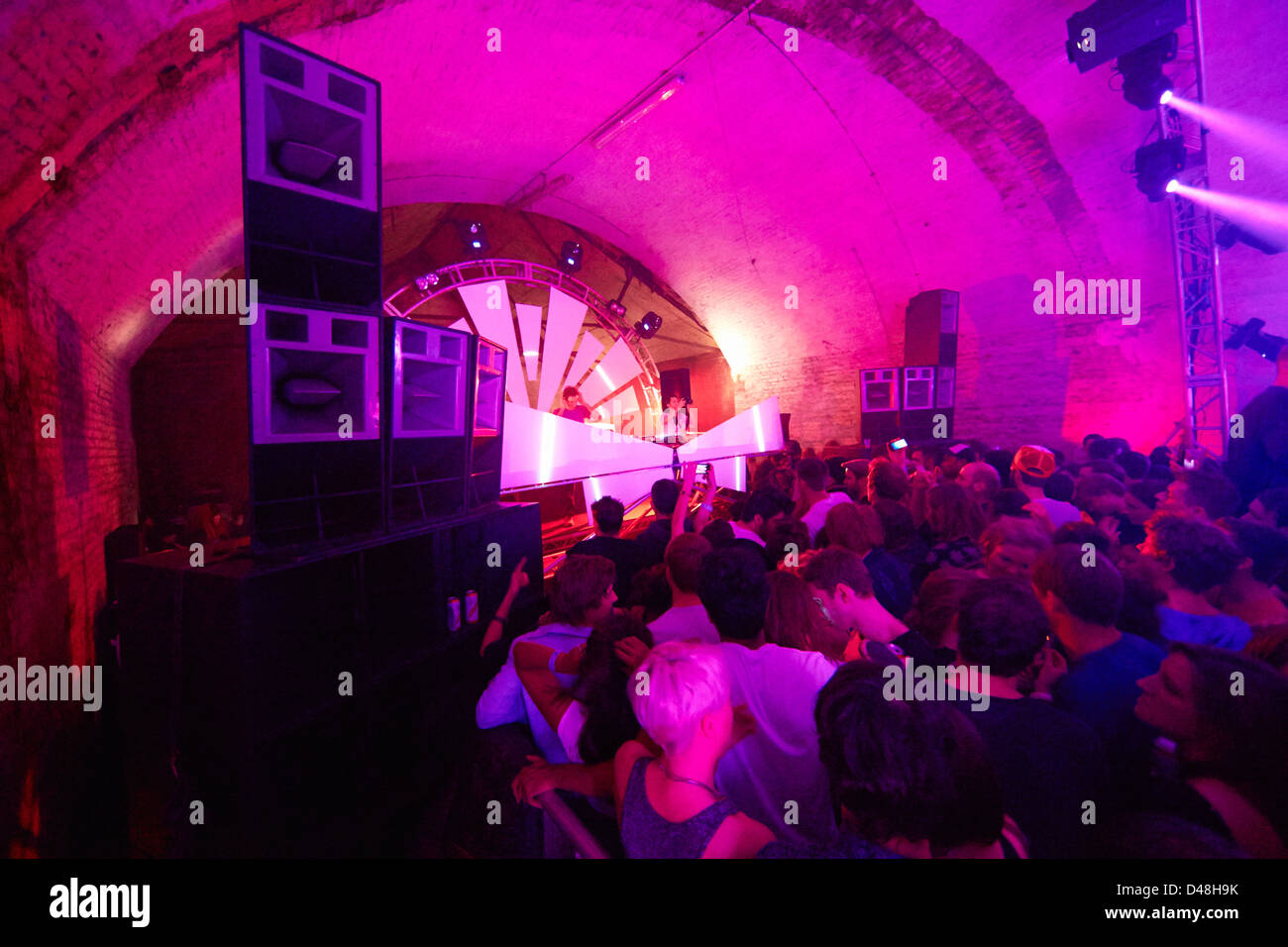 Discoteca rave party di magazzino acido club house Foto Stock