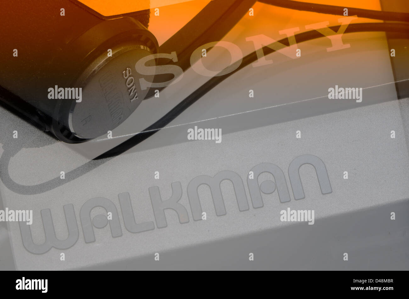Doppia Immagine di un Sony Walkman e cuffie Foto stock - Alamy