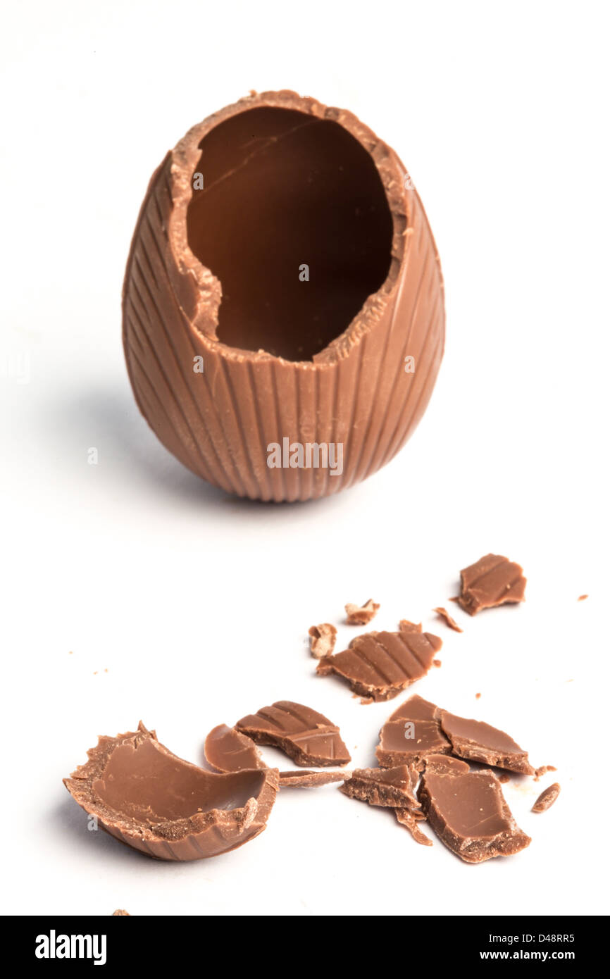 Rotture di cioccolato uovo di pasqua Foto Stock