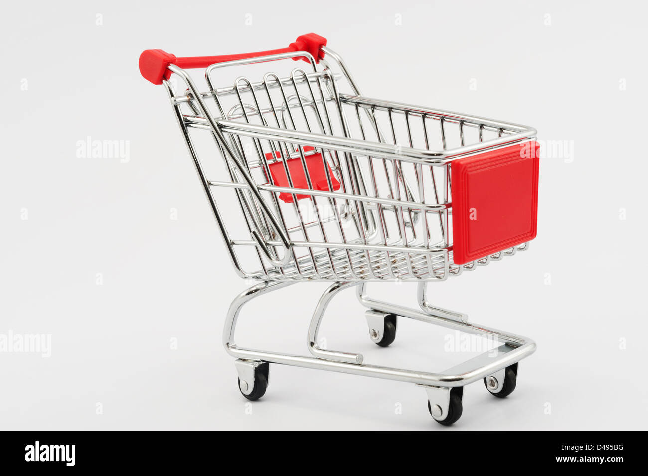 Carrello spesa su sfondo bianco Foto Stock