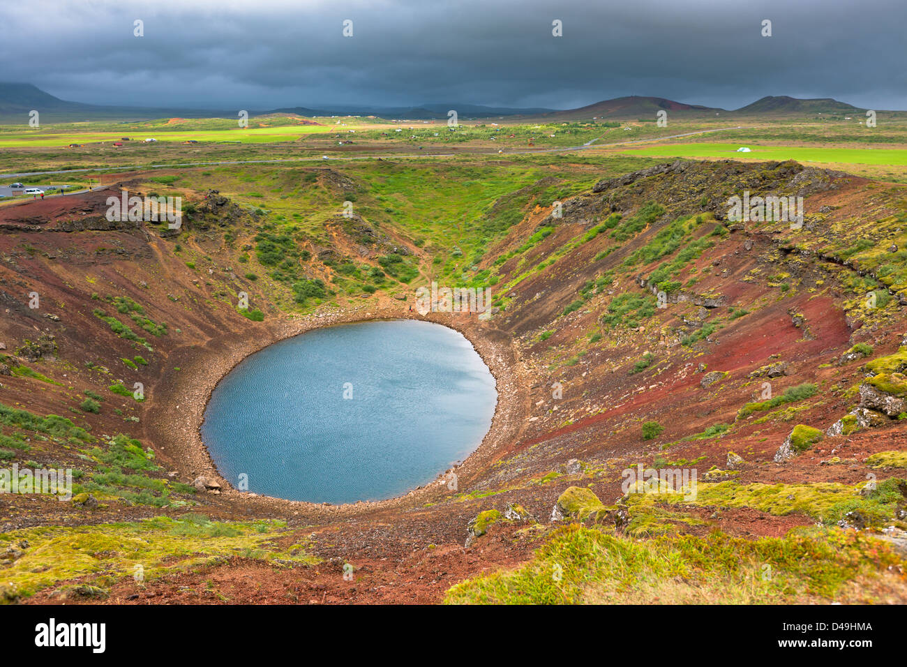 Il cratere di un vulcano estinto Kerith riempito con acqua. Situato in Islanda Foto Stock