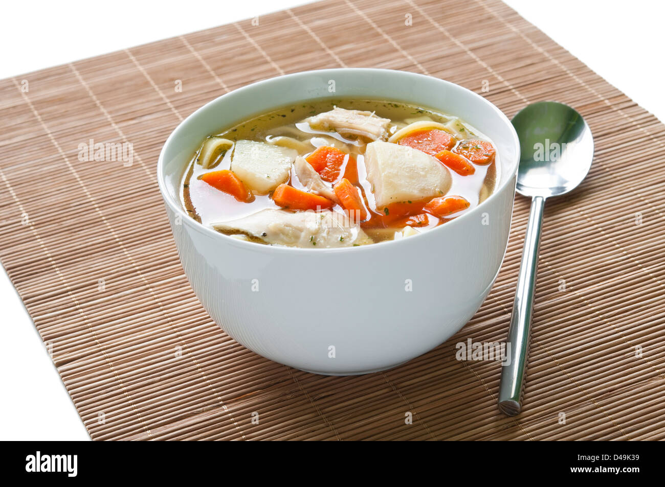 Ciotola di zuppa di pollo con verdure e Foto Stock