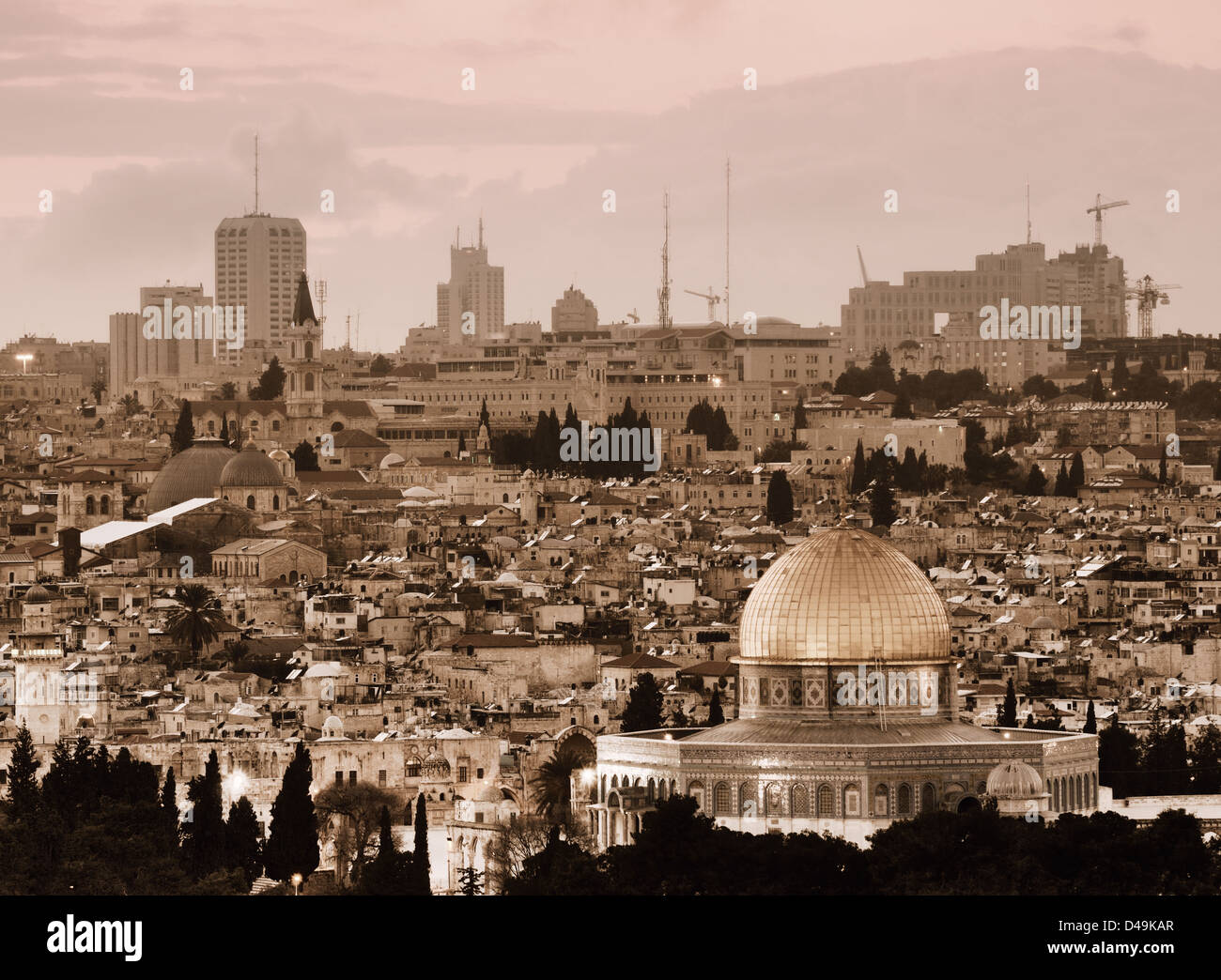 La vecchia e la nuova città di Gerusalemme, Israele. Foto Stock