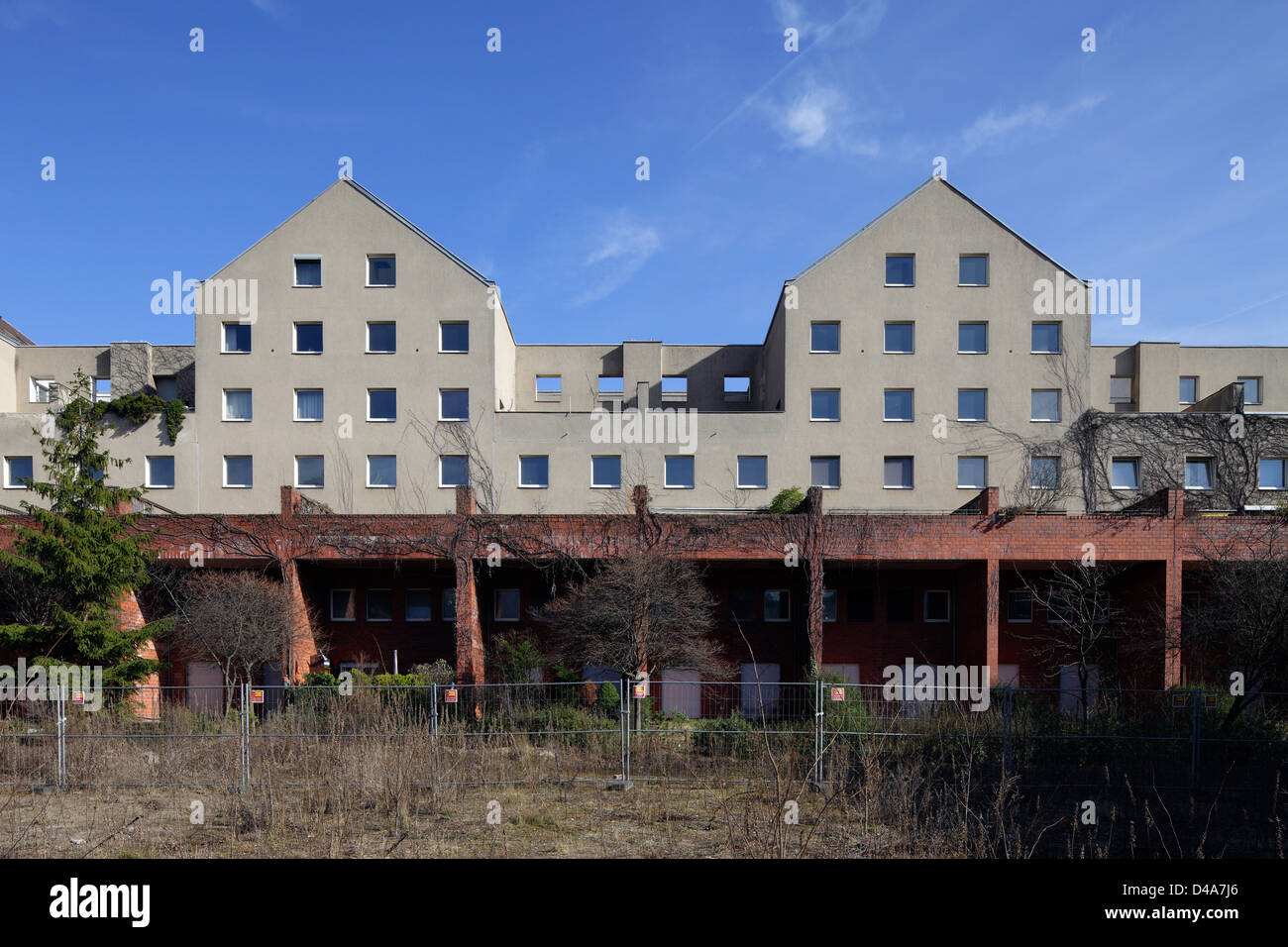 Berlino, Germania, corte lato del condominio di Oswald Mathias Ungers Foto Stock