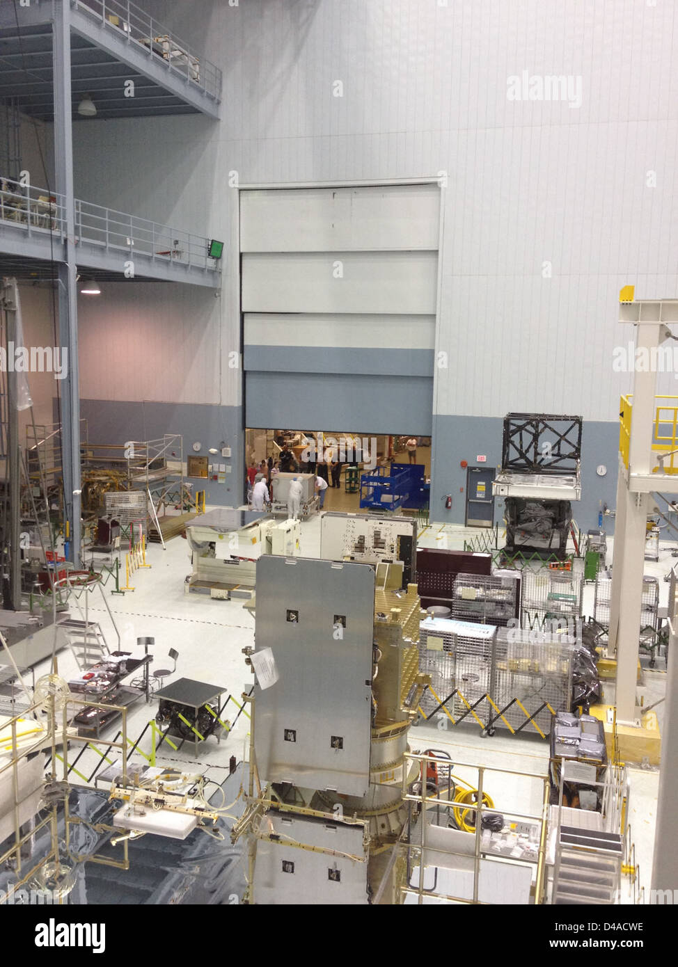 Webb's MIRI strumento entra NASA Giant Camera pulita Foto Stock