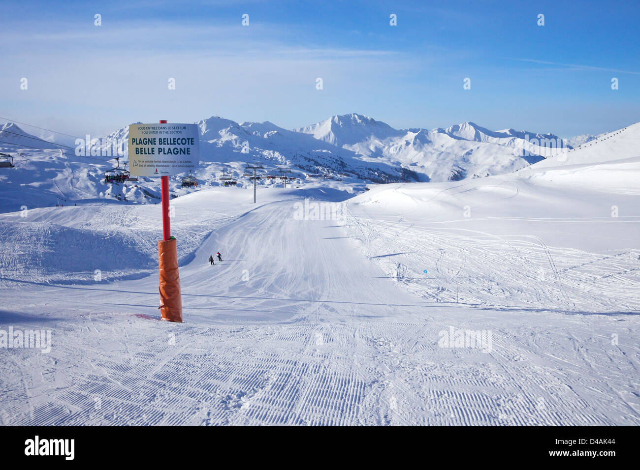 Vista da St Jacques pista blu verso Belle Plagne, La Plagne, Francia, Europa Foto Stock