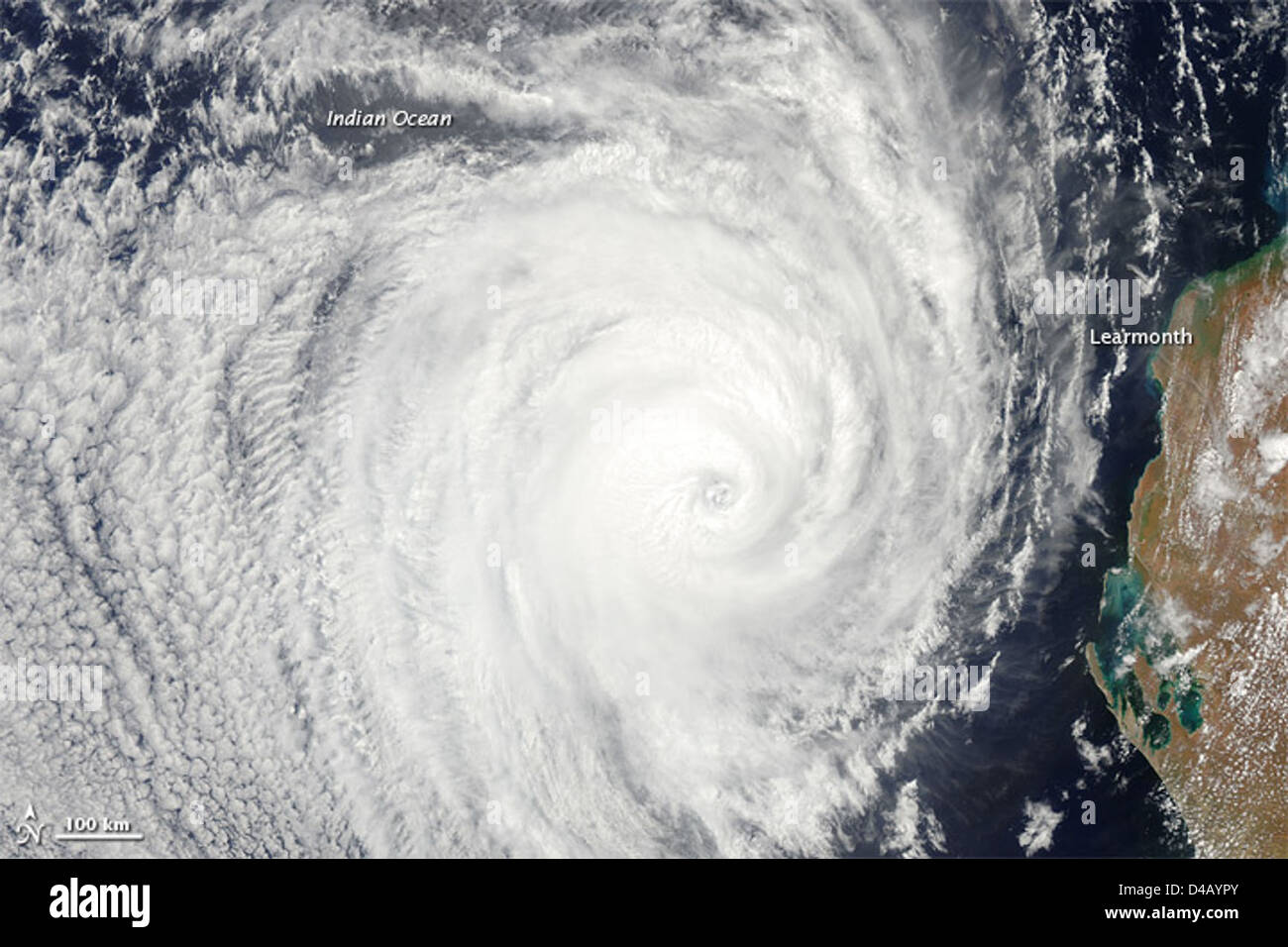 I satelliti di osservazione della Terra della NASA catturarono i dettagli del ciclone tropicale Bianca mentre si muoveva attraverso la regione australiana. Le immagini satellitari fornivano informazioni cruciali per le previsioni meteorologiche e la gestione delle catastrofi. Foto Stock