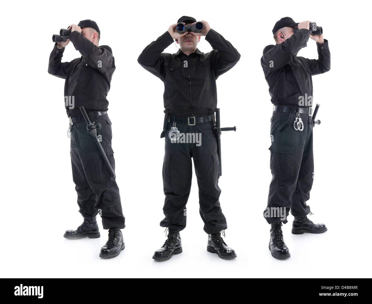 Tre guardie di sicurezza indossare nero uniforme guardando attraverso il binocolo in tre diverse direzioni, shot su bianco Foto Stock