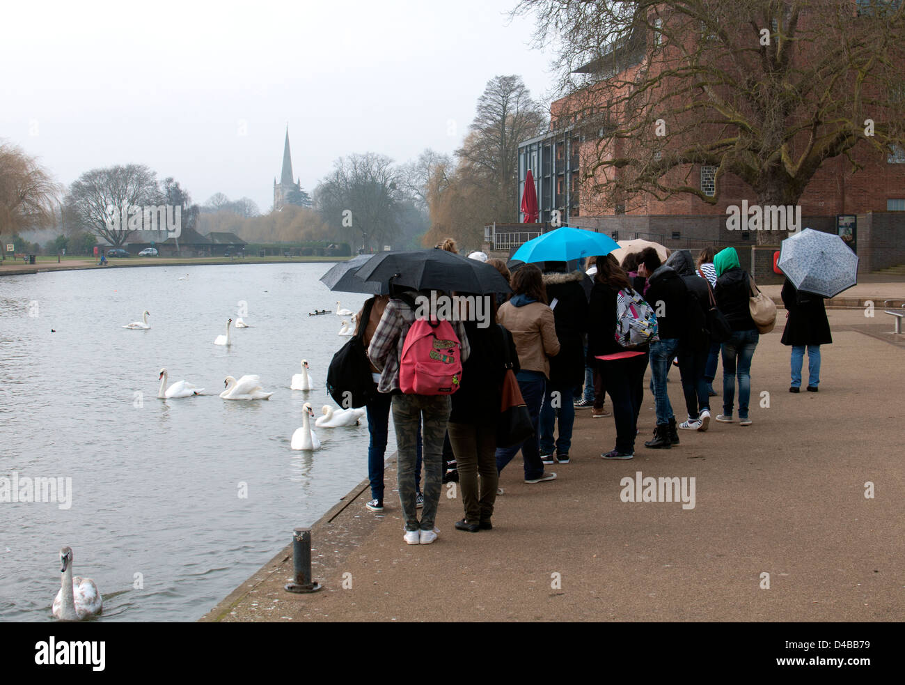 Overseas Student gruppo turistico in inverno, Stratford-upon-Avon, Regno Unito Foto Stock