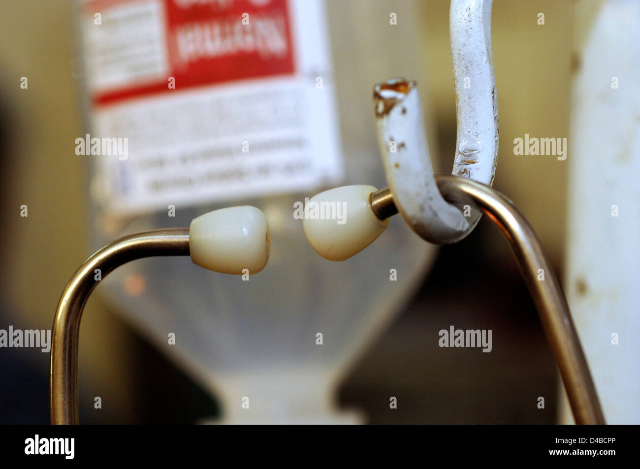 Stetoscopi utilizzati auscultazione (ascoltando i suoni interni del corpo) più spesso suoni cuore di respirazione. Foto Stock