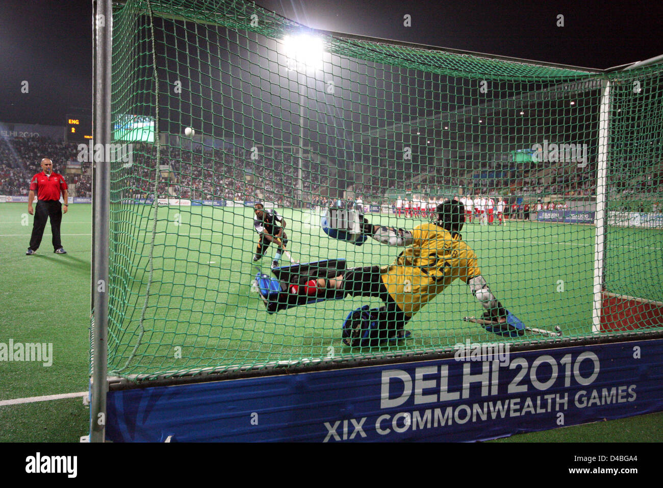 Penalità shoot out, maschile di hockey semifinale, India vs Inghilterra, XIX Giochi del Commonwealth, India Foto Stock