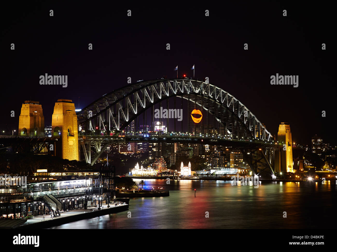 Il Sydney Harbour Bridge di notte, Australia Foto Stock