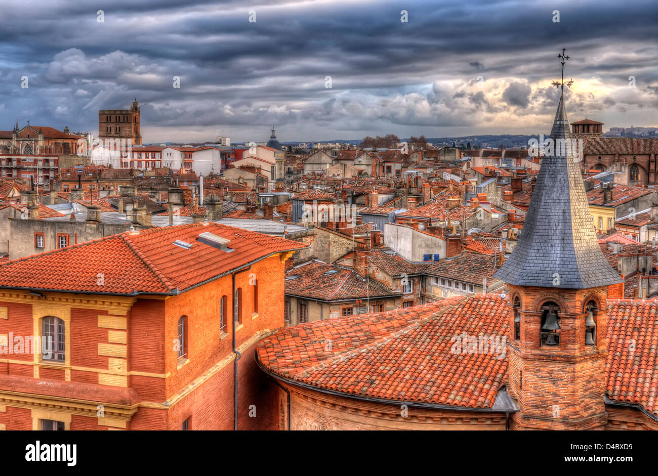 La skyline di Tolosa come si vede dalla Galerie Lafayette building Foto Stock