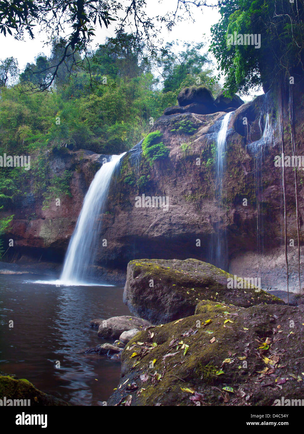 Haew Suwat cascata Foto Stock