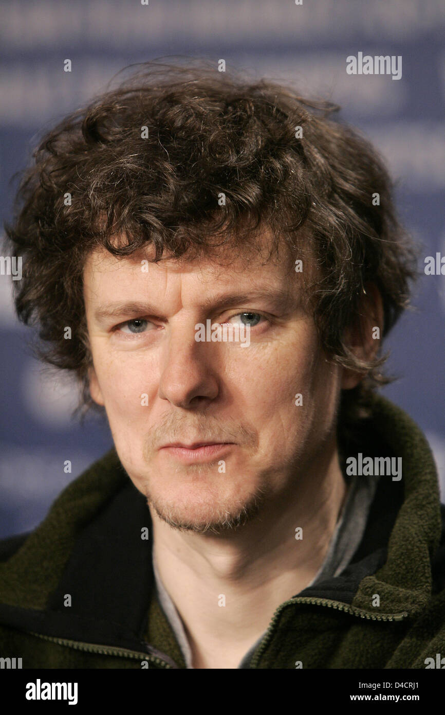 Regista francese Michel Gondry arriva per lo screening del suo film "essere gentile riavvolgimento' al 58° Festival Internazionale del Cinema di Berlino, Berlino, Germania, 16 febbraio 2008. Il film corre in concorrenza per il Golden e Silver porta alla 58th Berlinale. Foto: JOERG CARSTENSEN Foto Stock