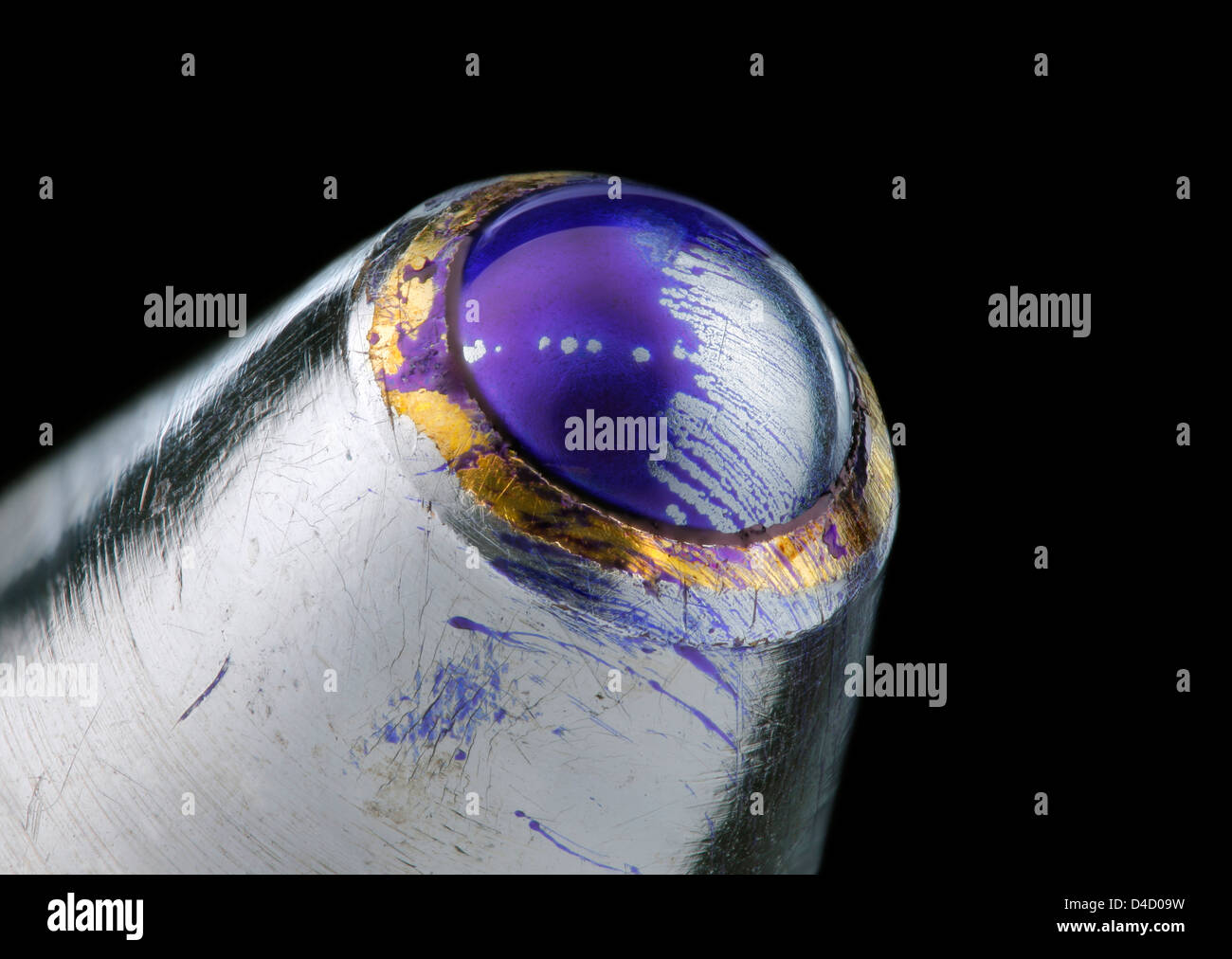 La punta di una penna a sfera roller, extreme close-up Foto Stock