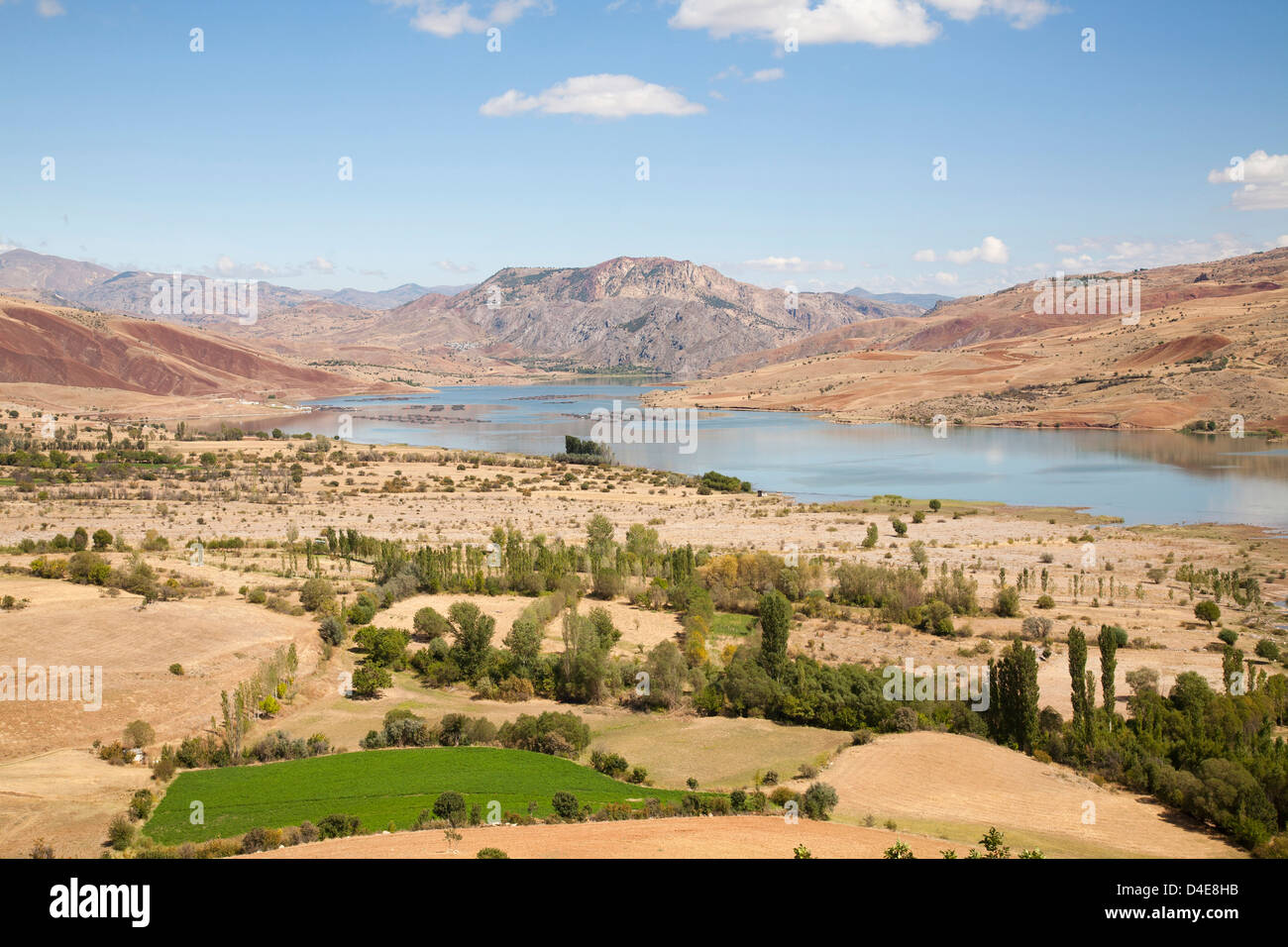 Paesaggio, lago artificiale, diga di Camlica, siva provincia, area sebinkarahisar, Anatolia, Turchia, Asia Foto Stock