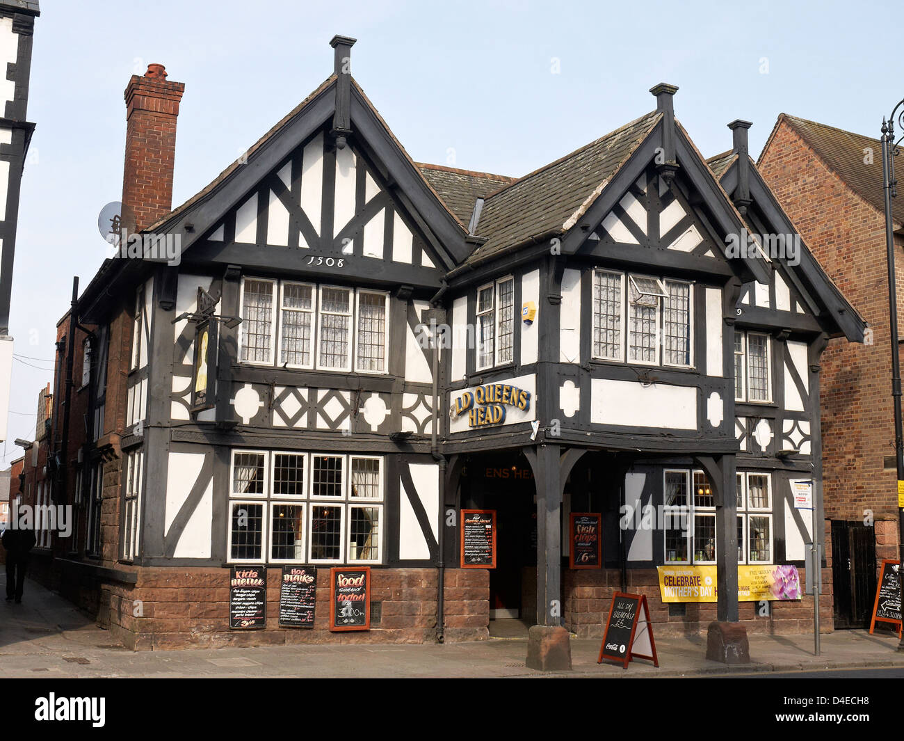 Vecchio Queens Head pub in Chester Cheshire Regno Unito Foto Stock