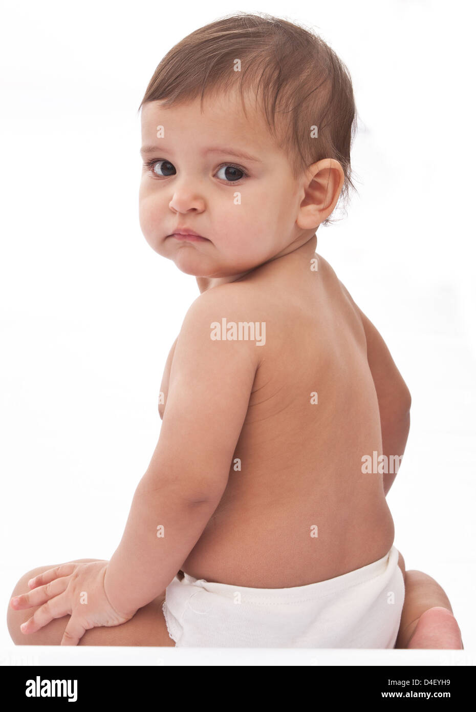 Sconvolto funny baby isolato su uno sfondo bianco. Foto Stock