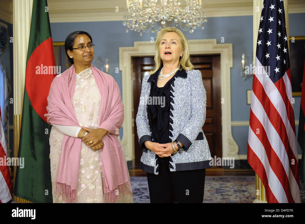 Secertary Clinton incontra bangladese Ministro degli Esteri Dipu Moni Foto Stock