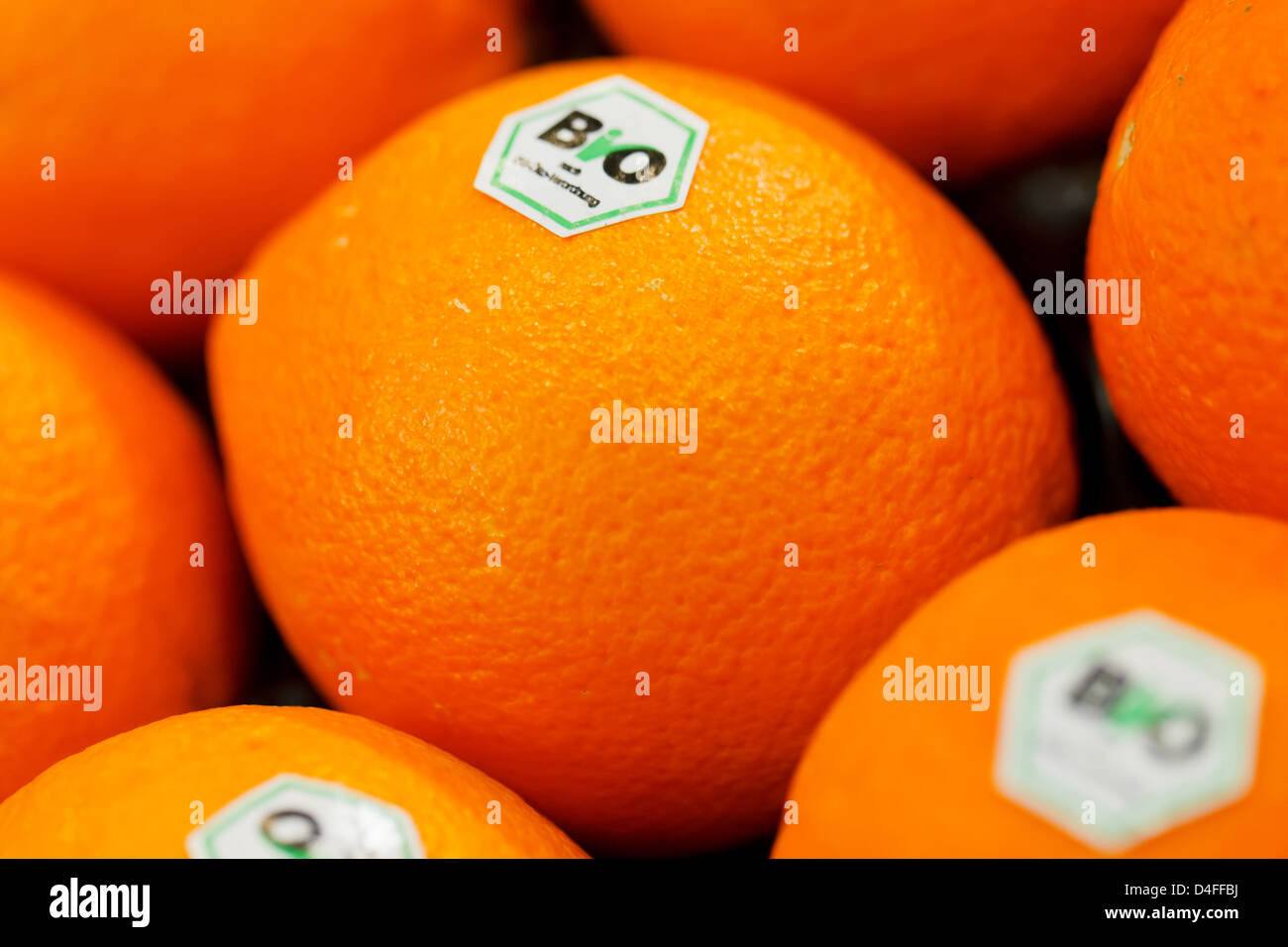 Berlino, Germania, arance logo biologico UE a Fruit Logistica 2011 Foto Stock