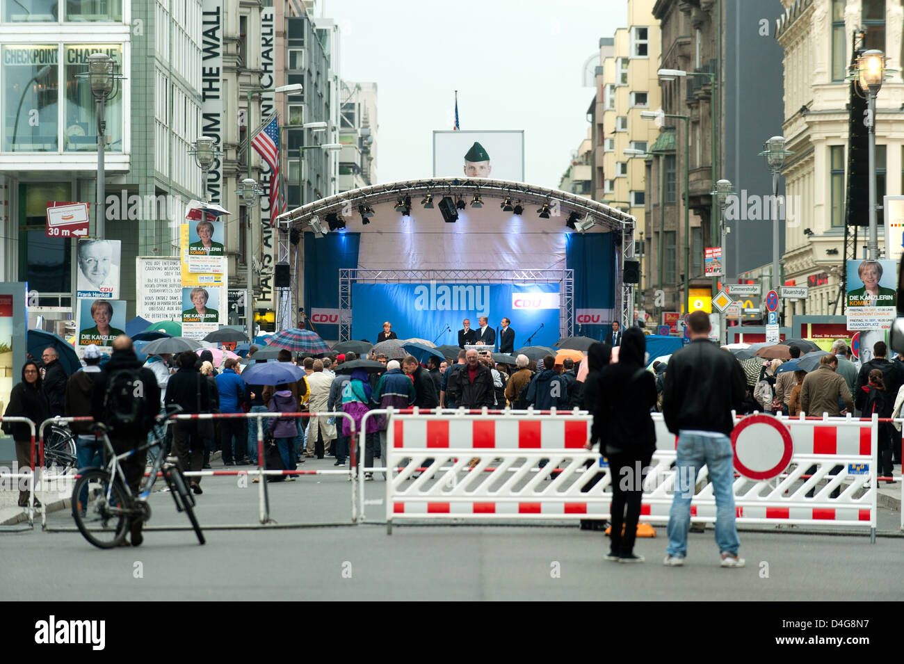 Berlino, Germania, il Cancelliere tedesco Angela Merkel, CDU, in corrispondenza di un evento di campagna Foto Stock