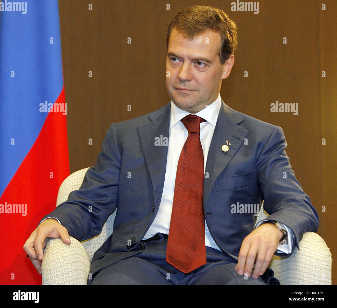 Il Presidente russo Dmitry Medvedev è raffigurato durante il summit G8 di Toyako, Giappone, 07 luglio 2008. I capi di Stato e di governo dei paesi del G8 conferirà all'isola giapponese Hokkaido fino al 09 luglio 2008. Foto: Tim Brakemeier Foto Stock