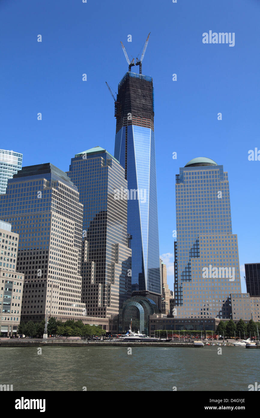 Freedom Tower, 1 World Trade Center, la parte inferiore di Manhattan, il Quartiere Finanziario di Manhattan, New York City, Stati Uniti d'America Foto Stock