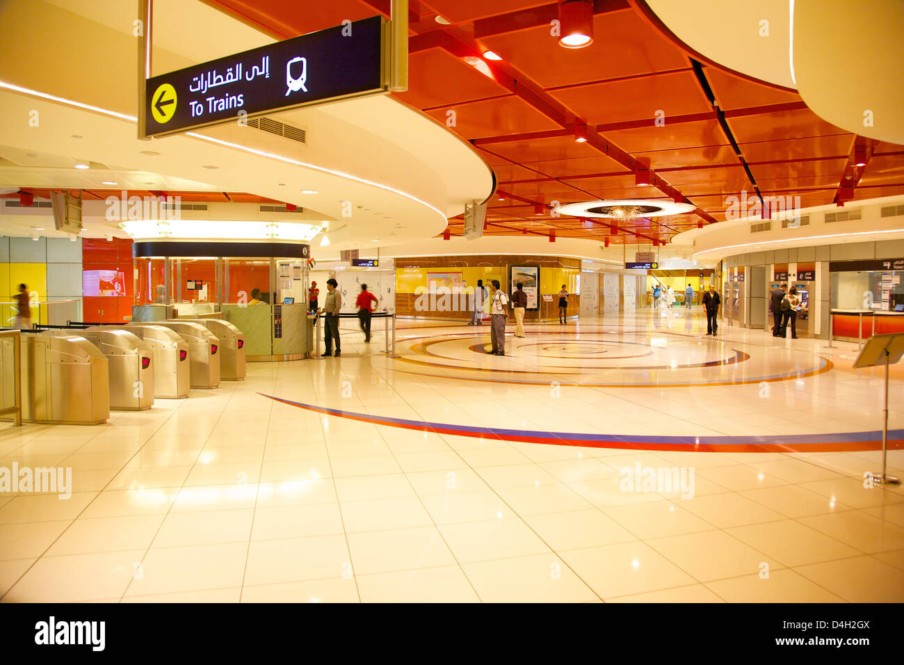 La stazione della metropolitana, Dubai, Emirati Arabi Uniti, Medio Oriente Foto Stock